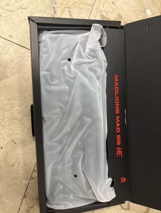 Tastatura Madlions 68 HE Esports Magnetic Switch Keyboard Noua