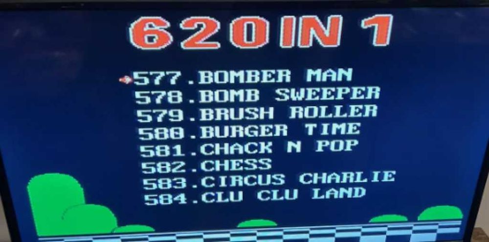 Телевизионна игра с 620 вградени класически игри