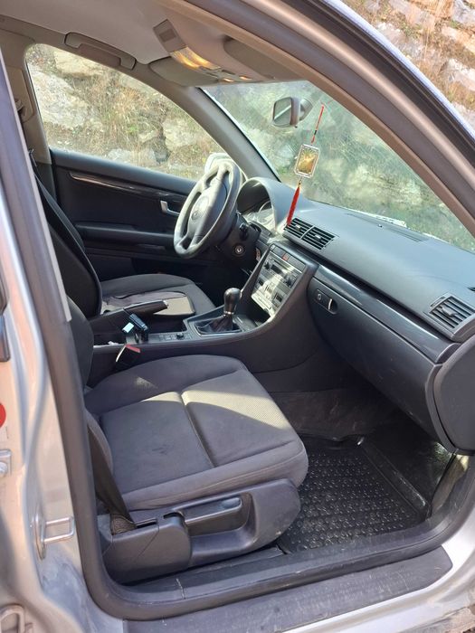 AUDI A4 Avant 2003 — imagine 2