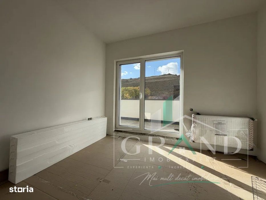 Penthouse NOU, 3 camere + 60mp TERASĂ, zona drumul Sf. Ioan-Roata Fag