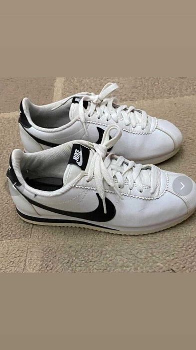 Adidași Nike piele