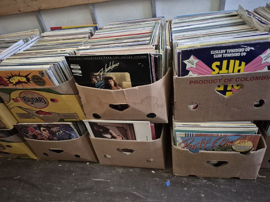 Vând Lot Discuri Vinil colectie 500LP,muzica usoara straina mixta