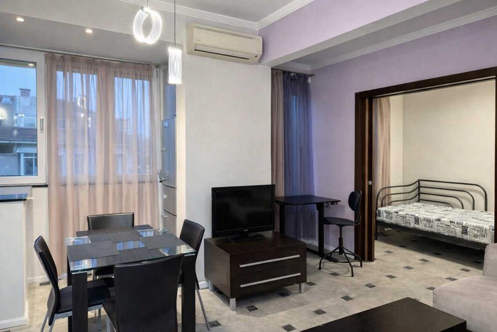 Дава се под наем Тристаен апартамент в София, Хиподрума - 60 кв.м за 900 € - Снимка #2