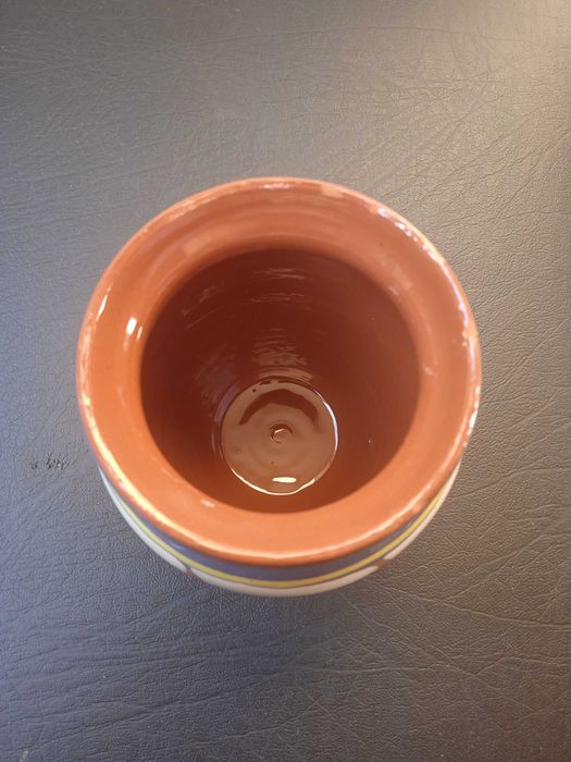 Рисувана глинена малка ваза - Българска