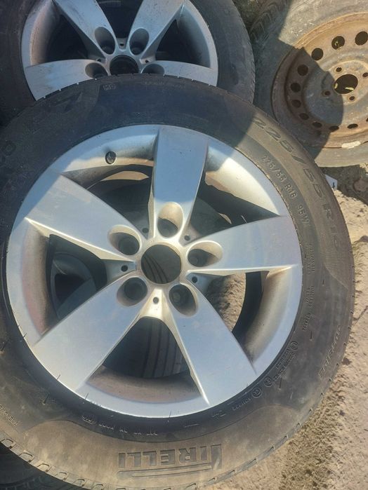 Model Jante: Jante aliaj BMW E60/E61. Dimensiune: 16 inch.