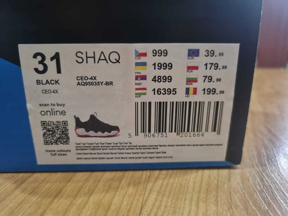 Adidași marca SHAQ, mărimea 31, de culoare neagră