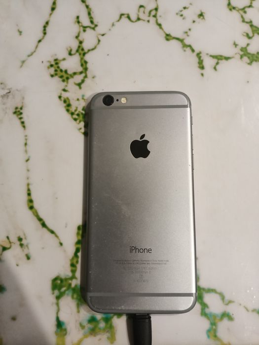 Продам айфон 6 не работает сим карта