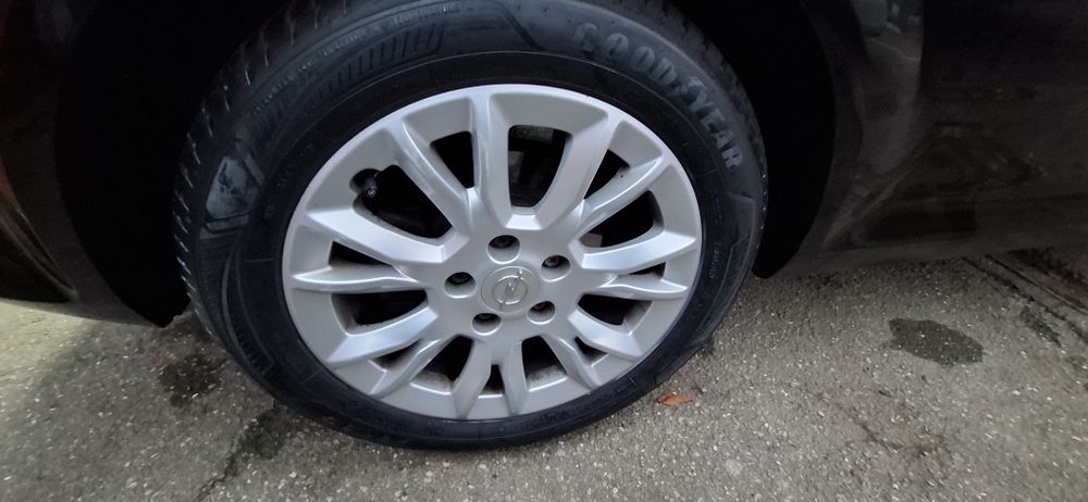 Opel Astra H GTC Turbo 1.6 Benzina 180 cp