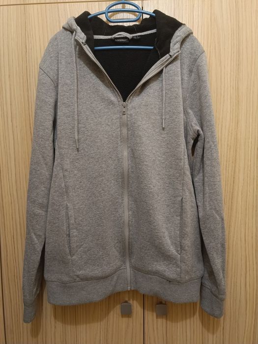 Мъжки суичър, М размер