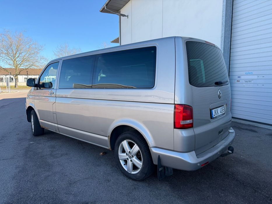 Volkswagen Multivan 2.0TDI Automat 2012