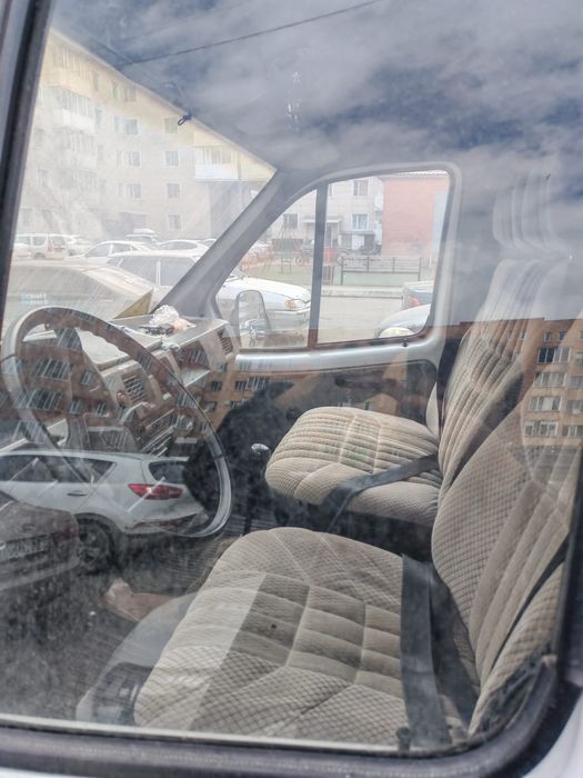 Срочно продам газель.