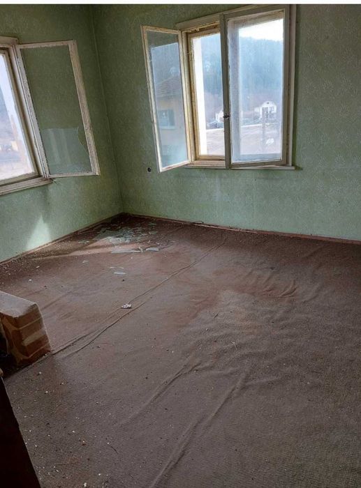 Продава се Промишлена сграда в с. Трекляно, Област Кюстендил - 238 кв.м за 72 €/кв.м - Снимка #9