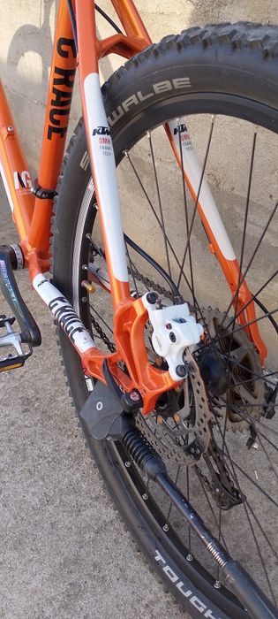 Vând bicicleta KTM ca nouă