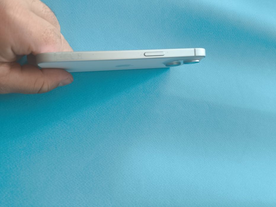 iPhone 15 перфектен