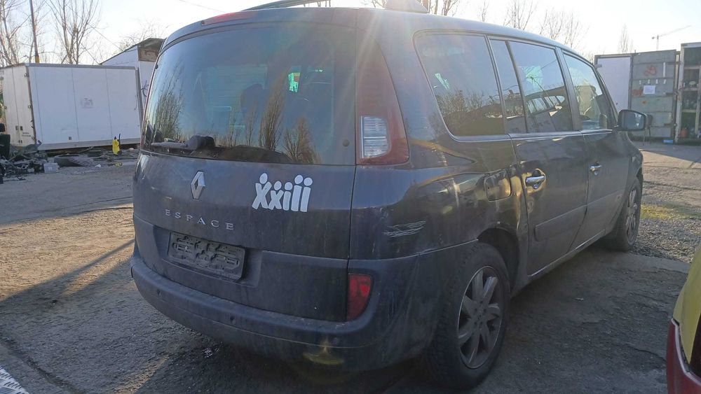 Dezmembrez Renault Espace Automat 2.0 Diesel Din 2010-M9R760