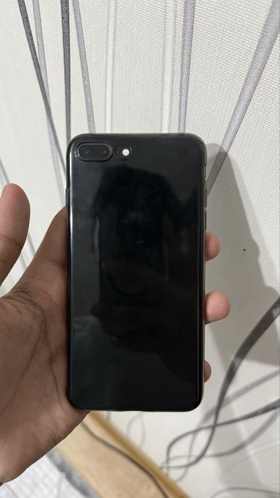 Apple iPhone 8 plus