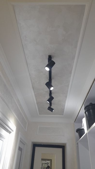 Кладка кирпича на балконе.