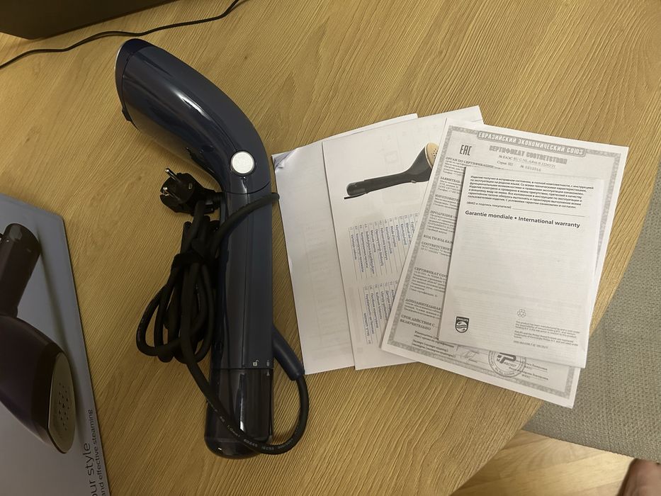 Fier de călcat vertical Philips