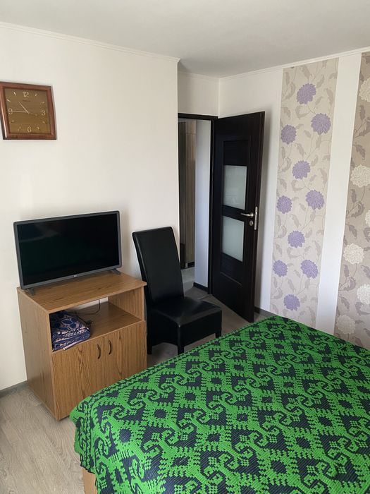 Inchiriez apartament cu 2 camere in Victoriei