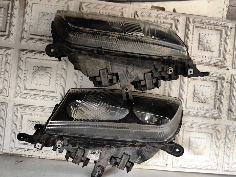 Оригинални фарове Мазда 626  Mazda 626