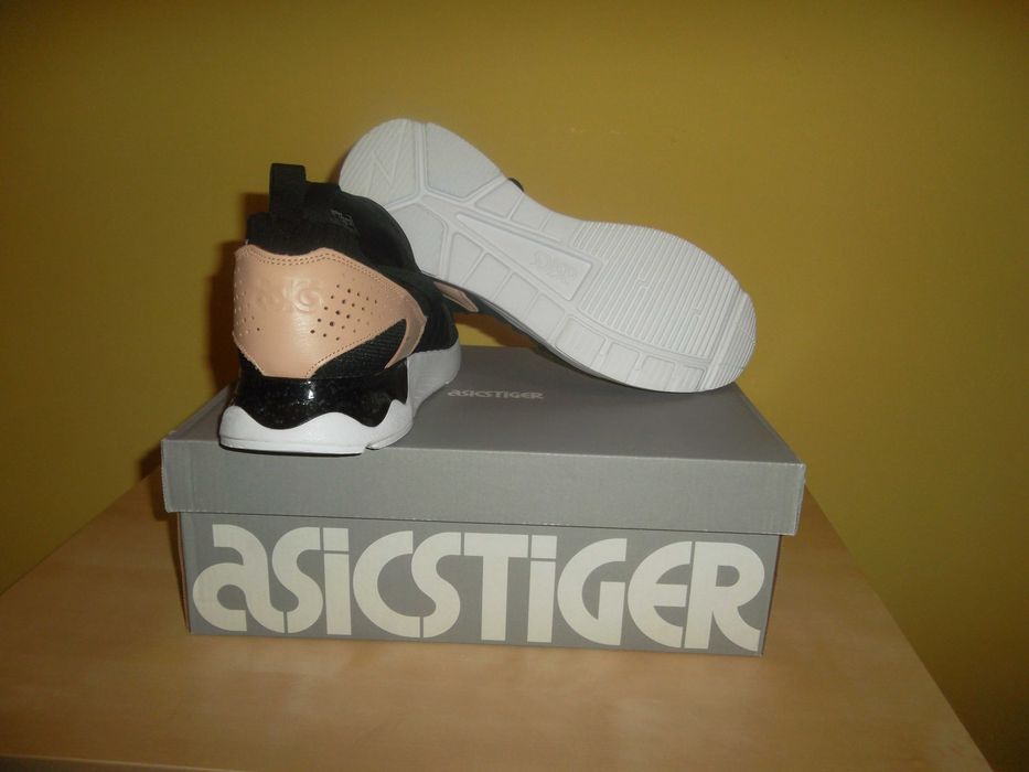 Adidasi Asics Gel-Lyte V Sanze Knit marimea 42.5