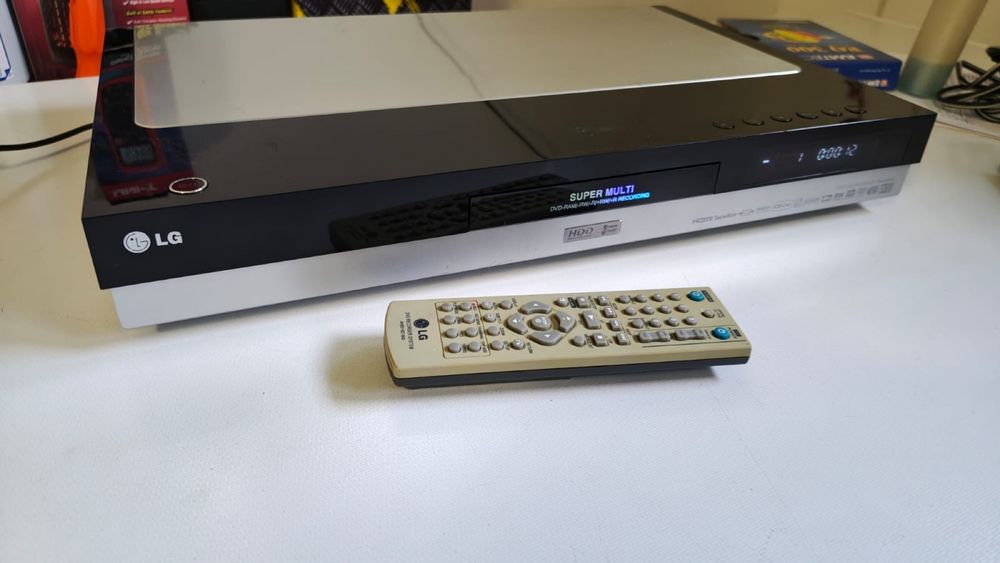 Dvd recorder Lg model RH200MHS model deosebit