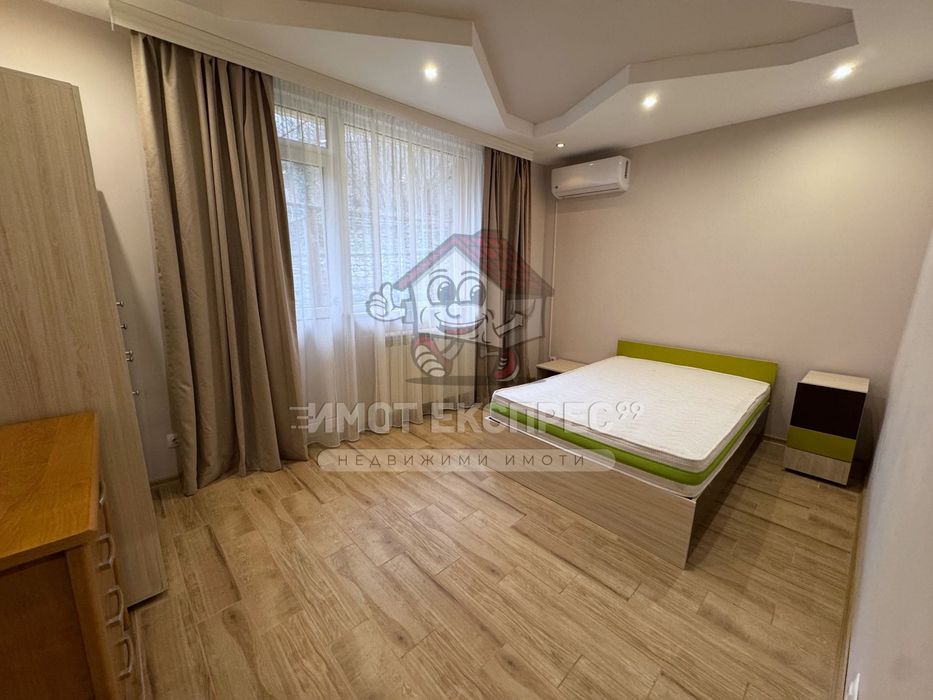 Обзаведен етаж от къща, тристаен апартамент, под наем, кв.Чинара