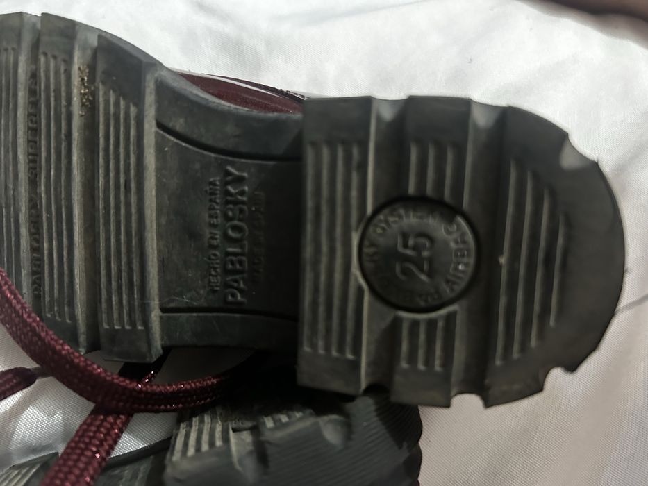 Продам туфельки для девочки