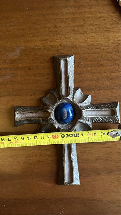 Crucifix din bronz cu piatra naturala  lapislazuli