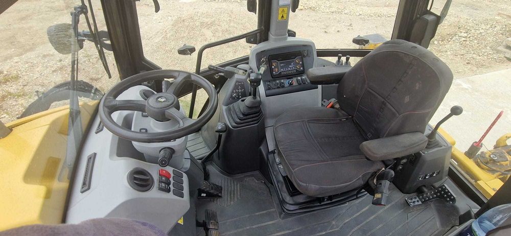 Buldoexcavator CATTERPILAR 428