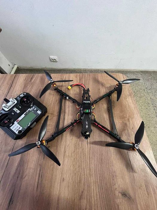 Продам квадрокоптер