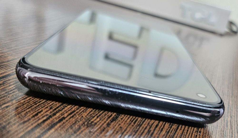 Продам OnePlus Nord2 5g в хорошем состоянии