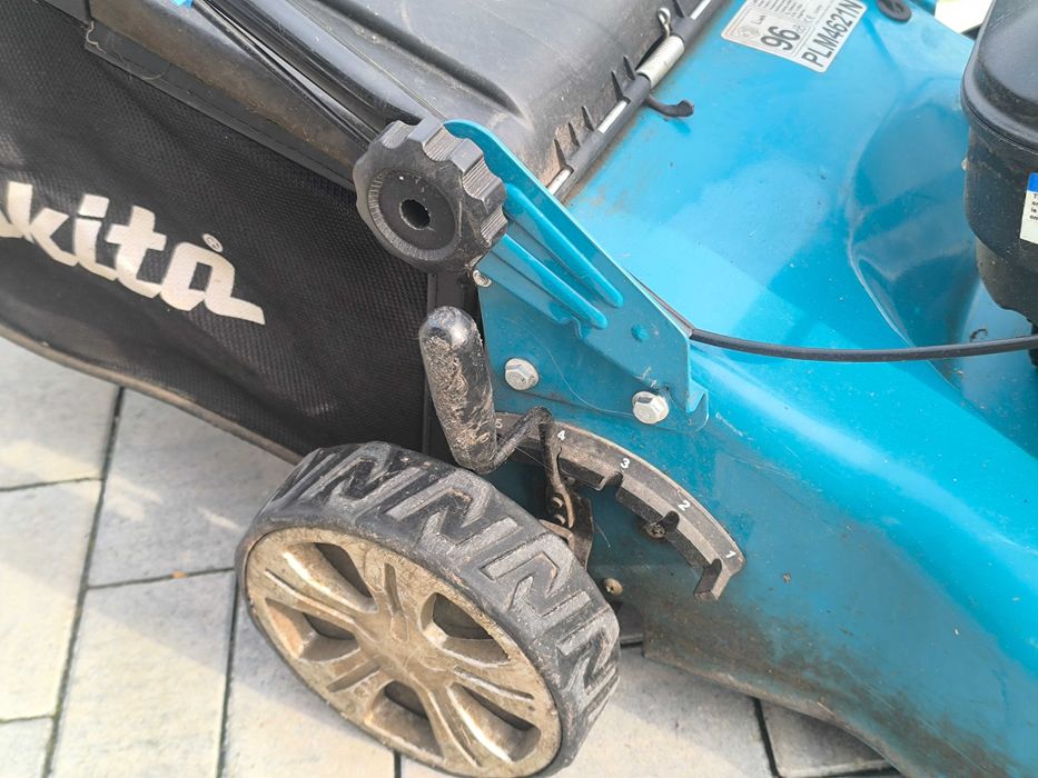 Косачка за трева Makita