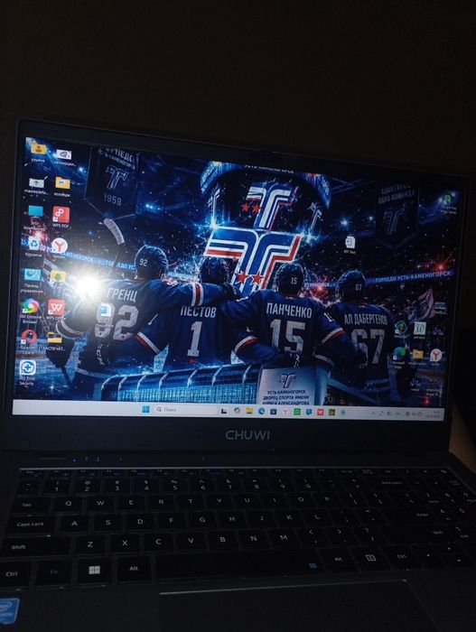 CHUWI HeroBook Plus 15.6 / 8GB / SSD 256GB