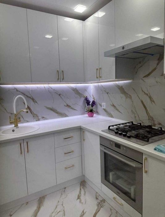 Максим горький метро №3221 J