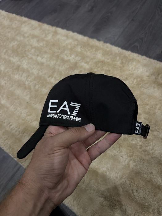 Шапка EA7 2 броя