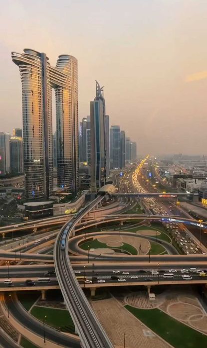 Дубае всего от 685$ на персону!