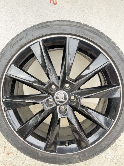 Anvelope 5x100 215/40/r17