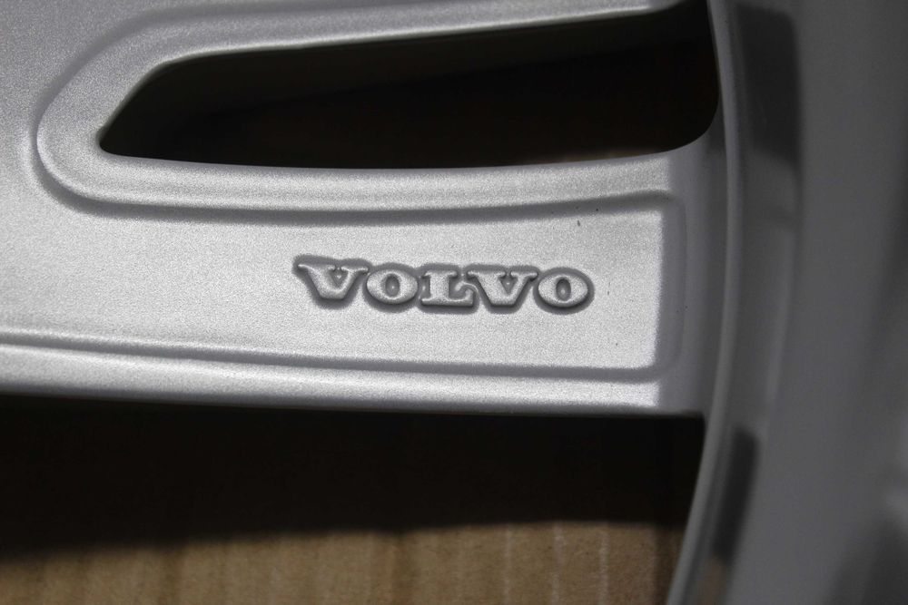 Джанти 18" Volvo XC40, XC60, V90 Cross Country