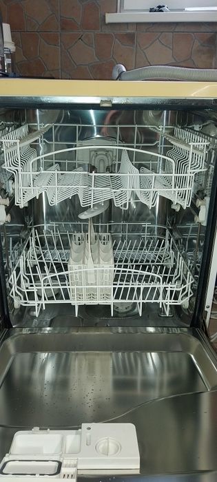 Съдомиялна машина