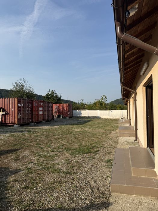 DE VÂNZARE – Spațiu de depozitare 160+ mp | Teren 950 mp | Bujoreni – Strada Armoniei
