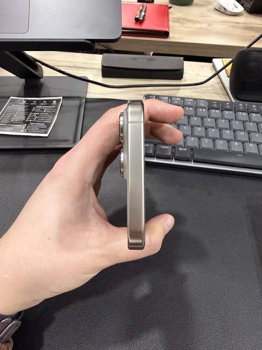 Продам iPhone 16 Pro Max 256 GB (LL/A), Natural Titanium, 99% АКБ