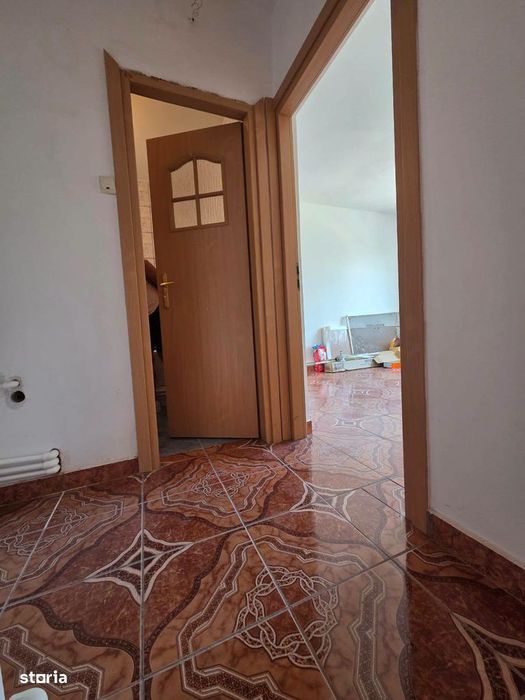 Apartament 3 Camere, Complet Renovat – Zona Piața Vest, 70mp, etajul.3