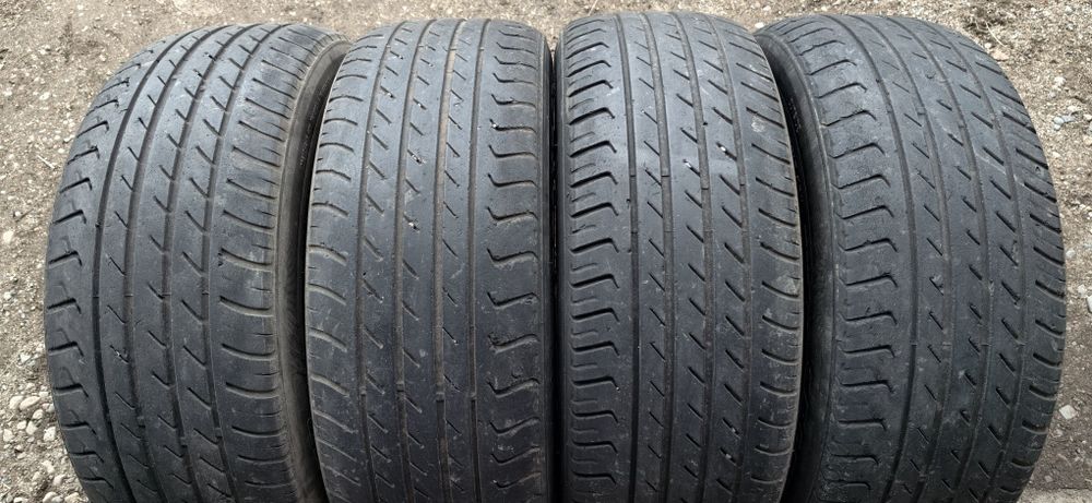 Комплект шин 205/60/16 triangle