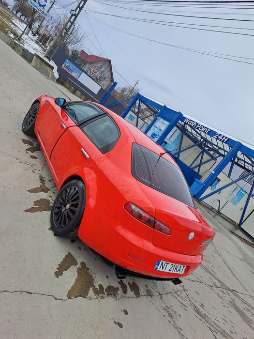 ALFA ROMEO 159  vând sau schimb