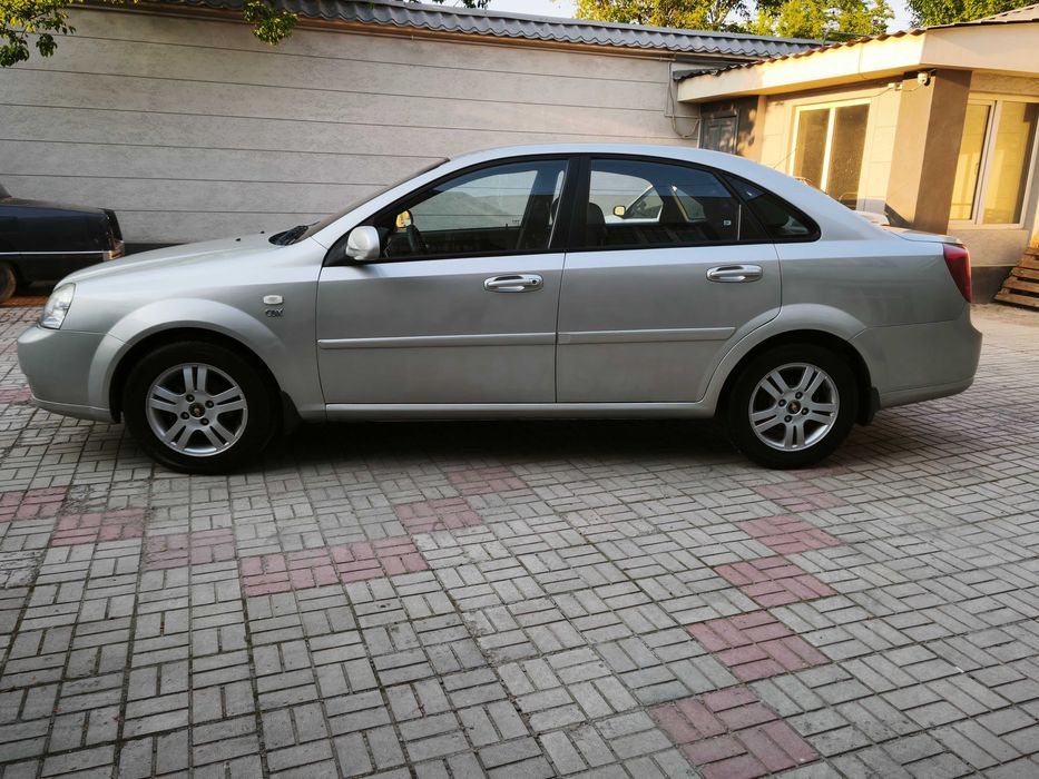 Ласетти 1,8 2009 г