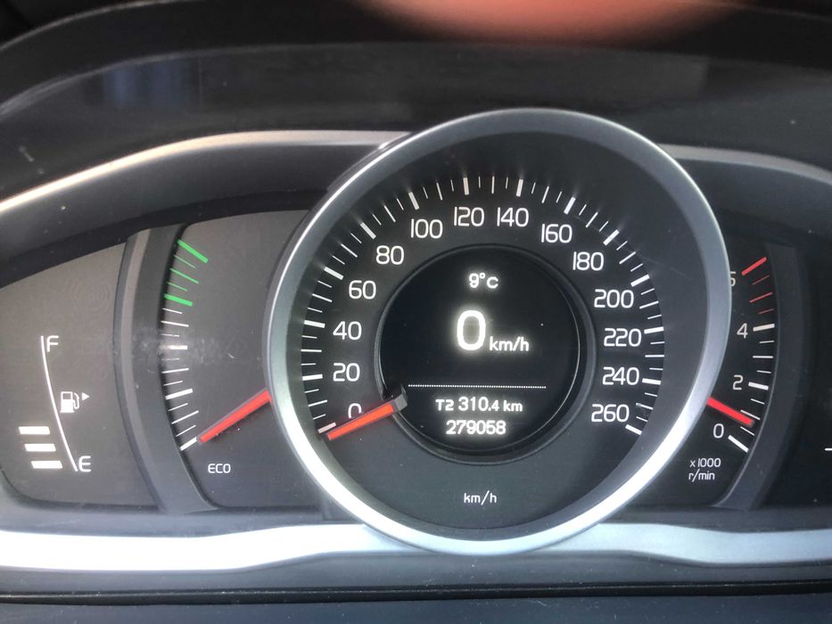 autoturism volvo v 60