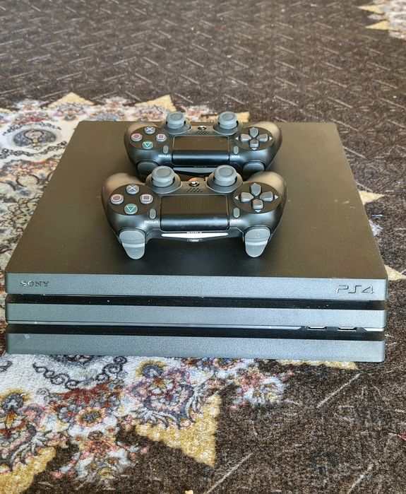 Sony PlayStation 4 Pro (PS4 Pro)