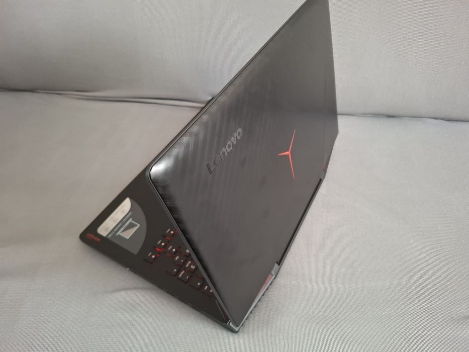 Lenovo Legion y720