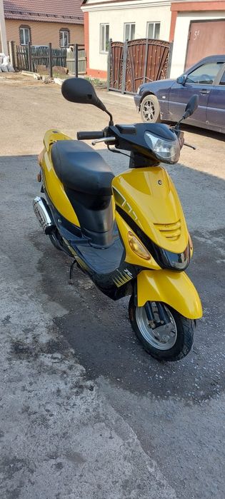 Продам  скутер  50 кубов